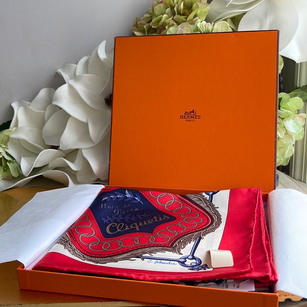 NWT! Hermes 90 cm Carre Cliquetis Silk Scarf with Box ATTENTION COLLECTORS